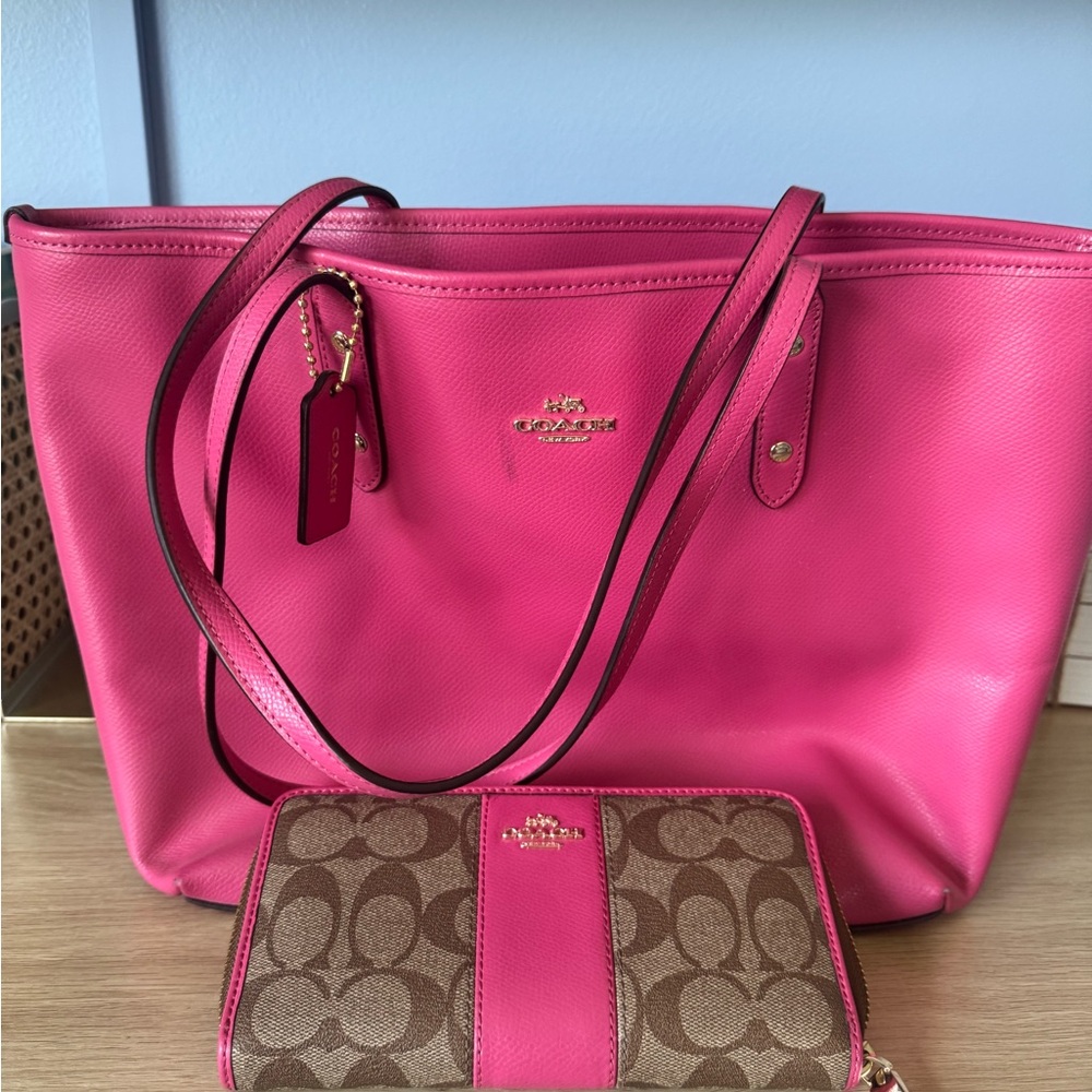 Coach Fuchsia Leather Tote Bag